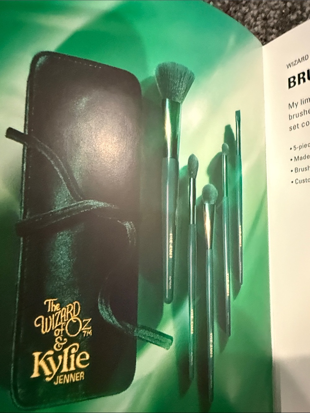 Kylie Cosmetics Lipstick Set - Wizard of Oz & Kylie Special Edition - Picture 15 of 16